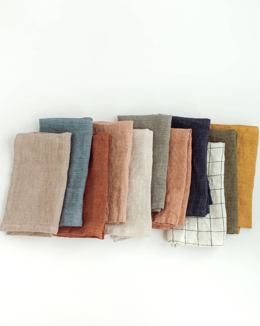 Stone Washed Linen Hemmed Dinner Napkin: Taupe Windowpane