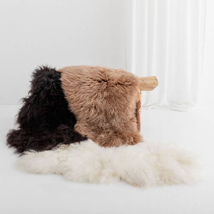 Icelandic Long Wool Sheepskin Rugs: Off-White