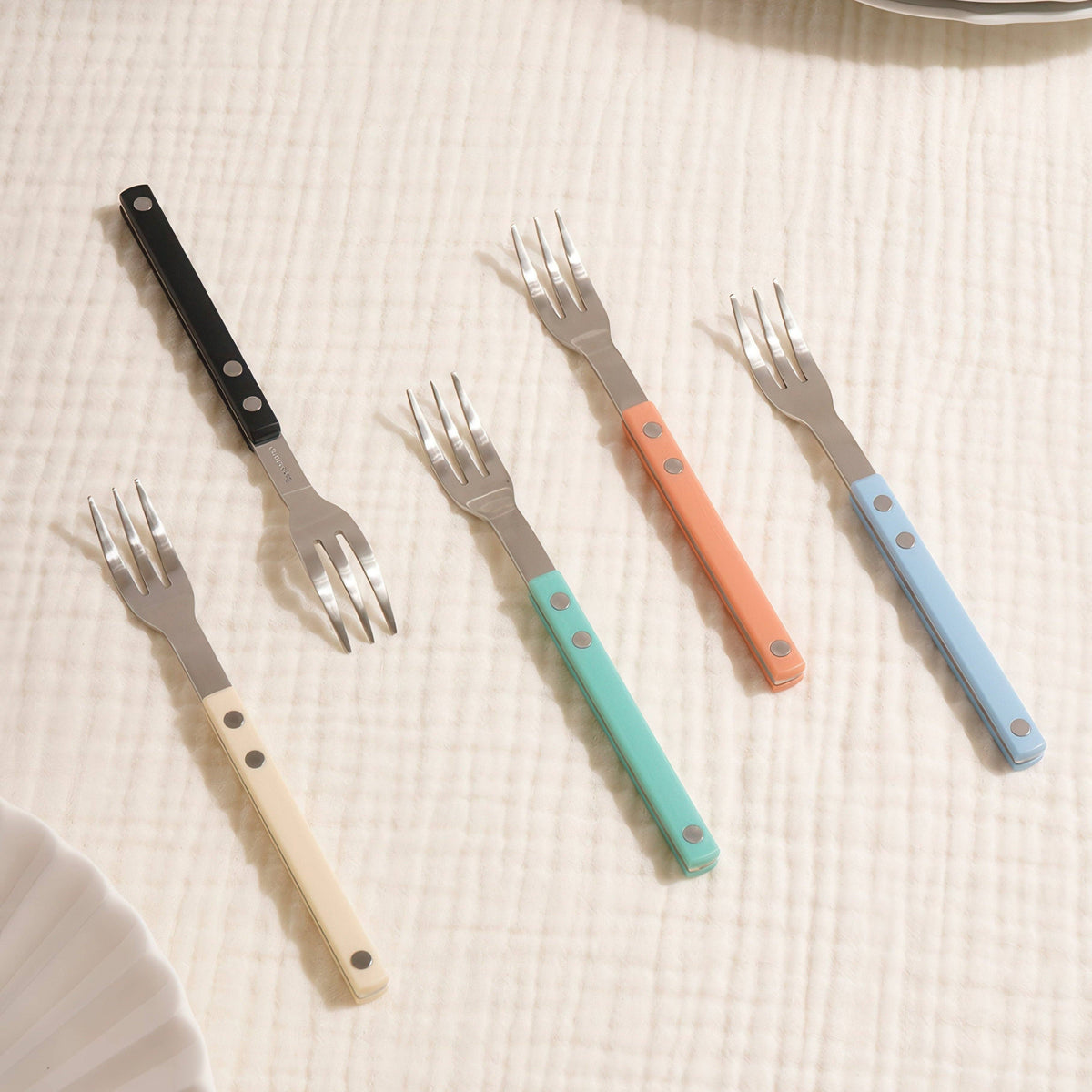 Bogen Sentier Satin Flatware: Sky